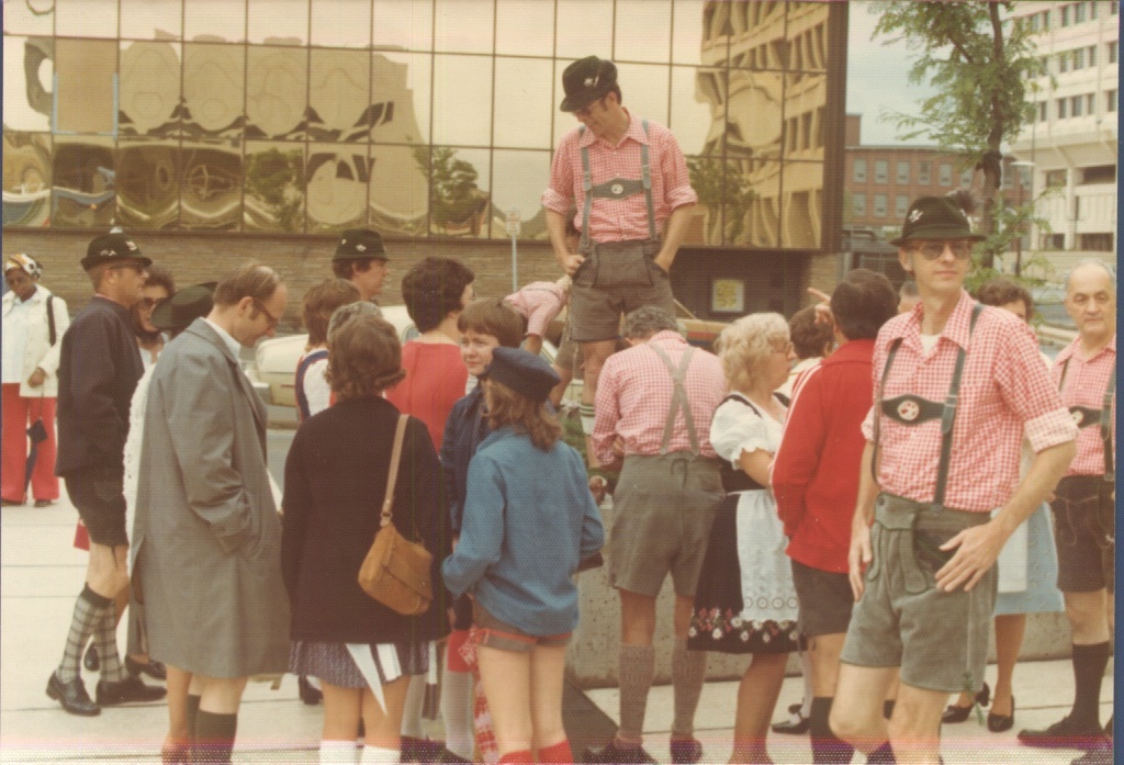 1976 05 01 26 Winston Salem Springfest.jpg